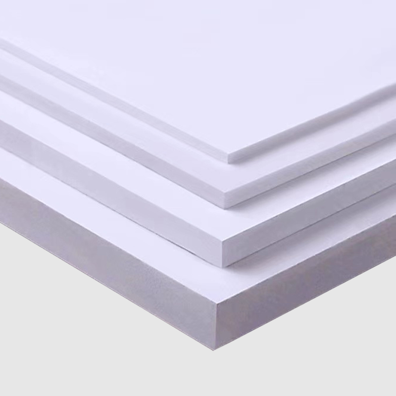 16 mm 1,22x2,44 m strukturell pvc samextruderingsskumskiva stark hållbar styv samextruderingsskiva plastkärnskivor